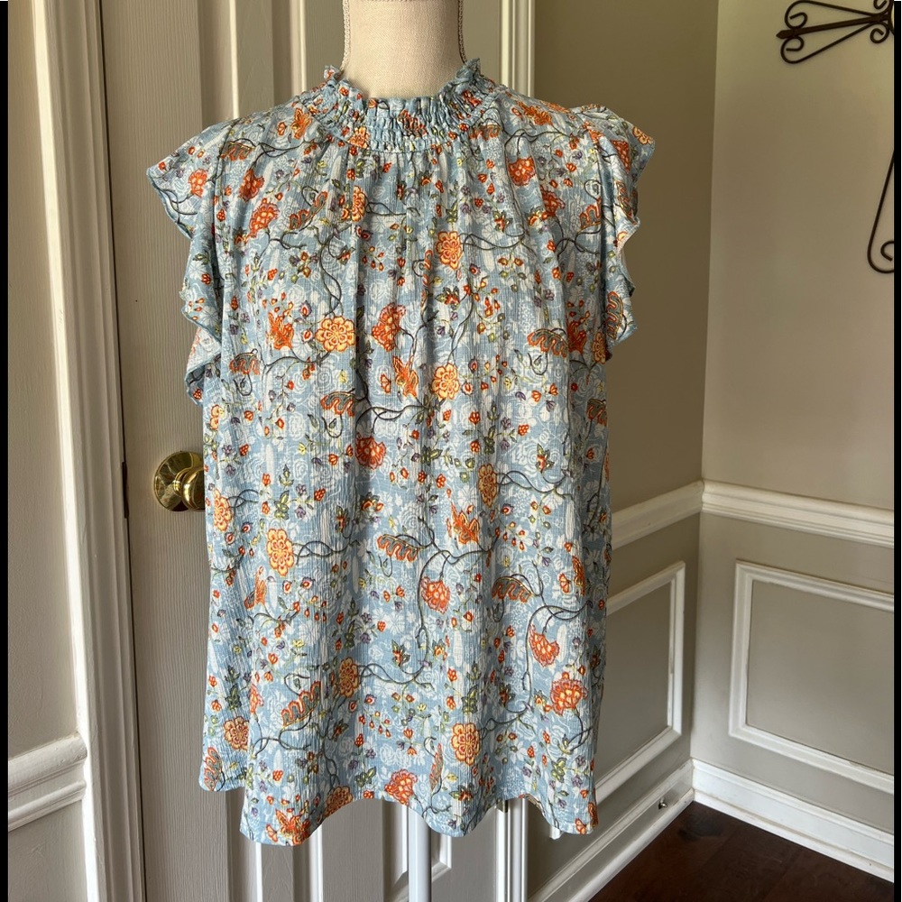 Floral flutter sleeve blouse; ocean blue, multicolor. Size L